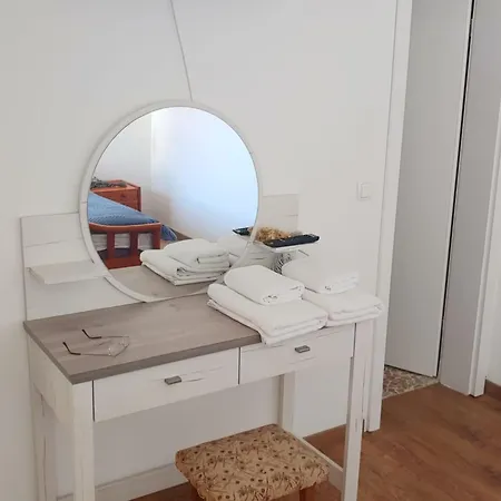 Apartmán Seaside Olta-three Bedroom With Terrace Stomorska