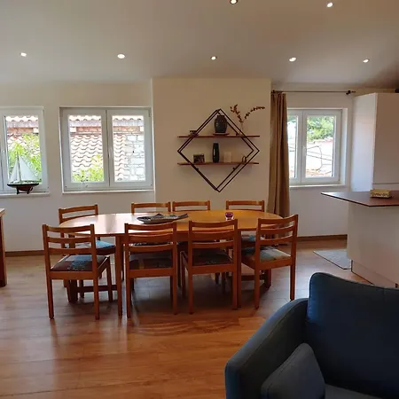 Apartmán Seaside Olta-three Bedroom With Terrace Stomorska