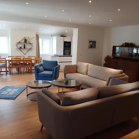 Seaside Olta-three Bedroom With Terrace Apartmán